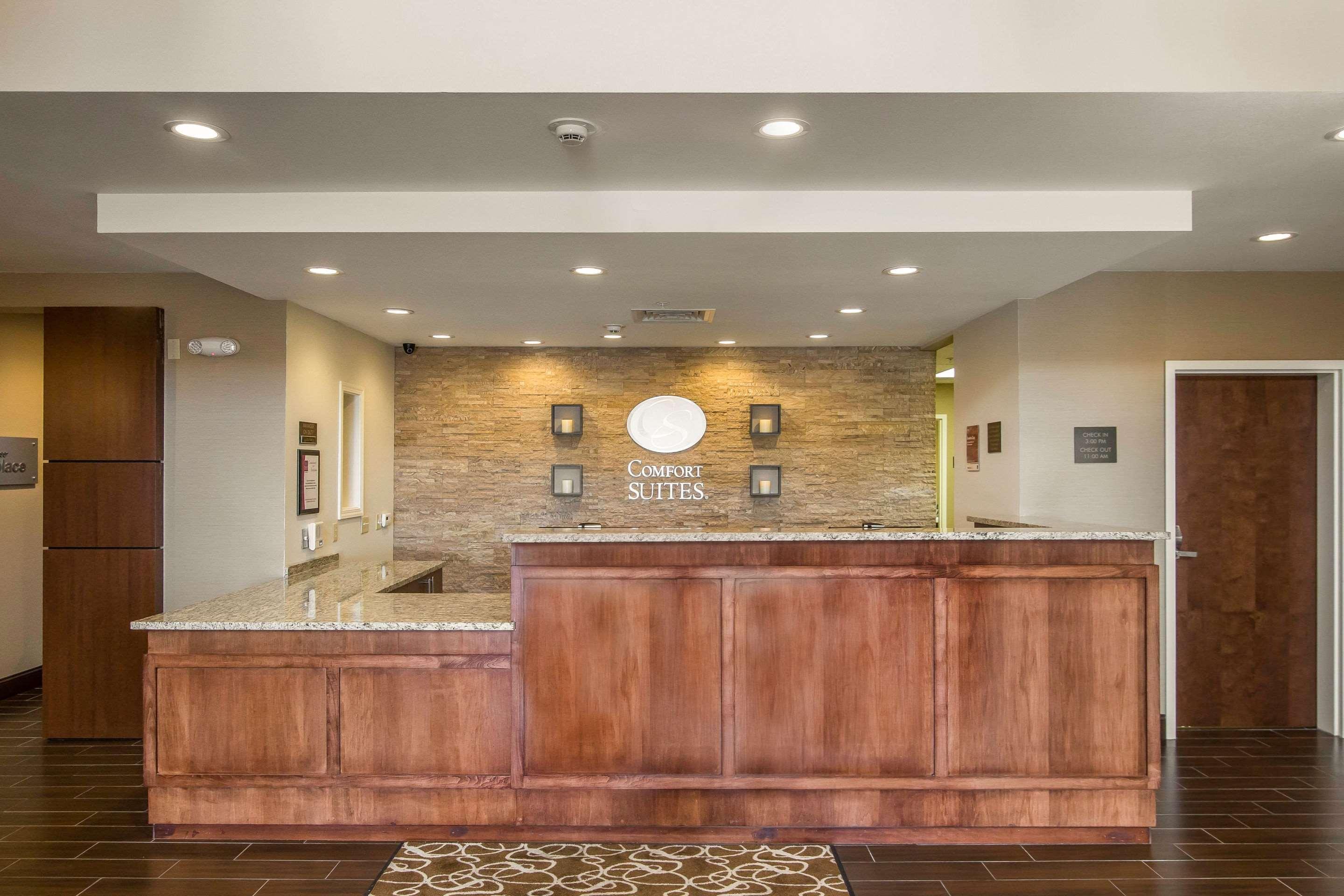 Comfort Suites - Dodge City Kültér fotó