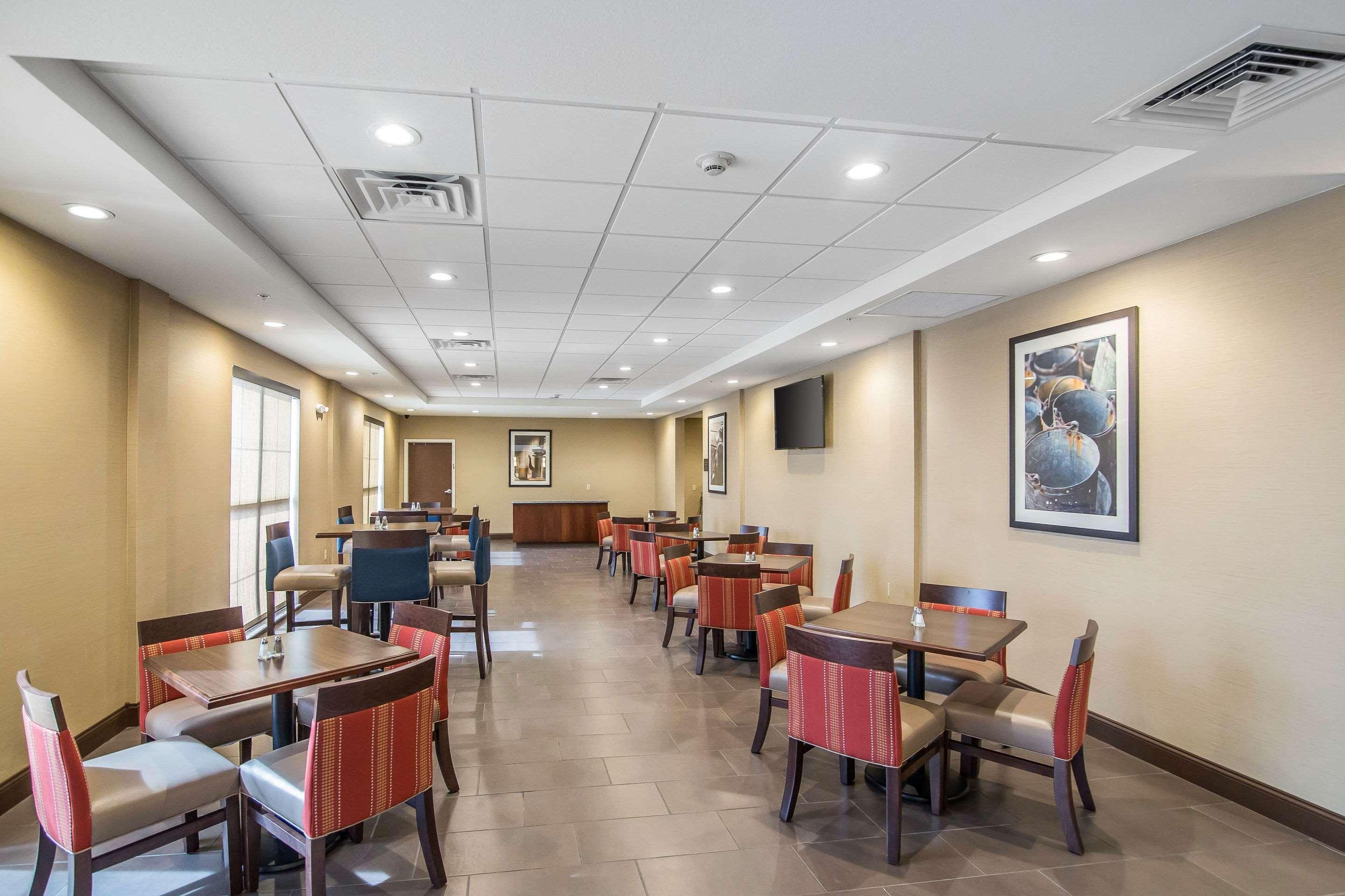Comfort Suites - Dodge City Kültér fotó