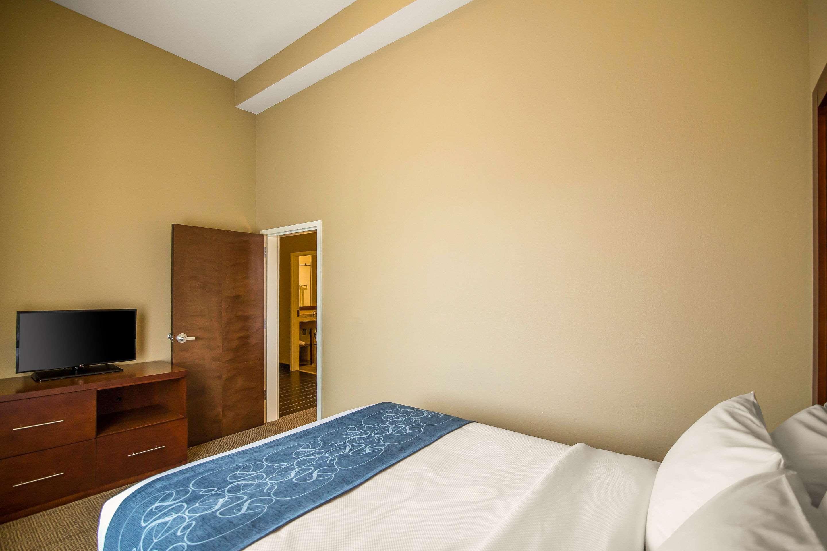 Comfort Suites - Dodge City Kültér fotó